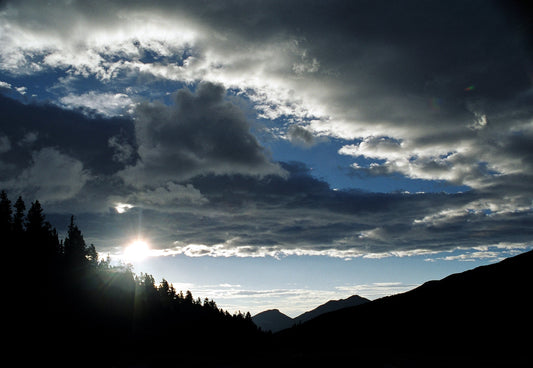 Chasing the Light: Best Places for Sunrise and Sunset in RMNP